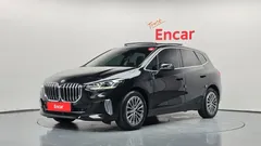 2023 BMW 2-Series 220i Luxury — фото 1