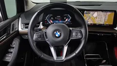 2023 BMW 2-Series 220i Luxury — фото 12