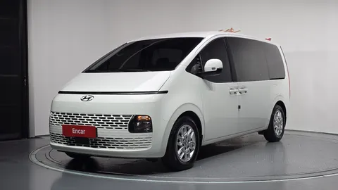2023 Hyundai Staria Tourer 11-Seater