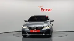 2023 BMW 5-Series 520i M Sport — фото 3
