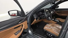 2023 BMW 5-Series 520i M Sport — фото 10