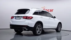 2022 Mercedes-Benz GLC-Class GLC300e 4MATIC — фото 2