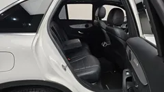 2022 Mercedes-Benz GLC-Class GLC300e 4MATIC — фото 11
