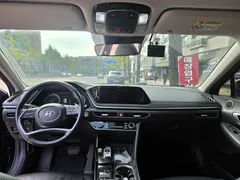 2023 Hyundai Sonata 2.0 — фото 14