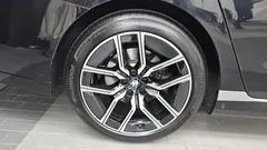 2023 BMW 7-Series 740i sDrive M Sport — фото 5