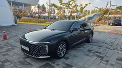 2023 Hyundai Grandeur Premium — фото 2