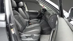 2023 Volkswagen Tiguan 2.0 TSI Prestige — фото 11