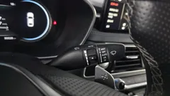 2023 Genesis G70 Gasoline 2.0T 4WD — фото 15