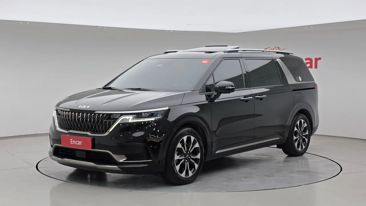 2023 Kia Carnival Gasoline 7-Seater Outdoor
