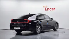 2022 Hyundai Sonata 2.0 — фото 2