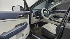 2024 Kia Sportage Signature 2WD — фото 10