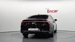 2023 Kia K8 Signature — фото 4