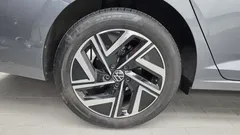 2023 Volkswagen Jetta 1.5 TSI Prestige — фото 5