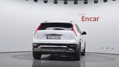 2022 Kia Niro Signature — фото 4