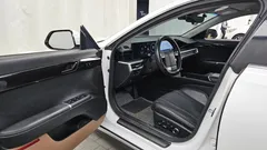 2023 Hyundai Grandeur 3.5 LPG 2WD (Taxi) — фото 10