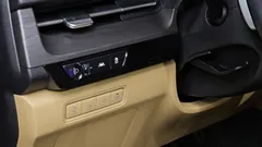 2023 Kia Carnival Gasoline 7-Seater Signature — фото 13