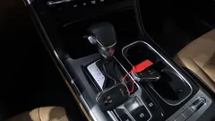 2023 Kia Carnival Diesel 9-Seater Prestige — фото 9