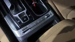 2023 Kia Carnival Diesel 9-Seater Prestige — фото 18