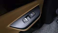 2023 Kia Carnival Diesel 9-Seater Prestige — фото 19