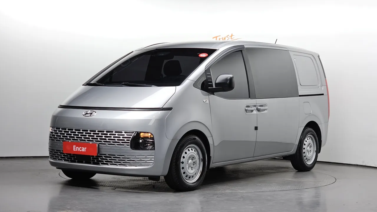 2022 Hyundai Staria Cargo 5-Seater