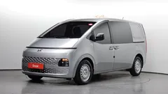 2022 Hyundai Staria Cargo 5-Seater — фото 1