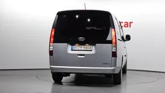 2022 Hyundai Staria Cargo 5-Seater — фото 4