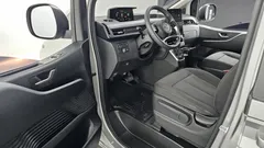 2022 Hyundai Staria Cargo 5-Seater — фото 10