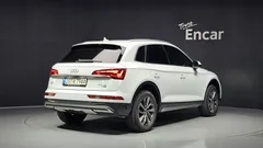 2023 Audi Q5 40 TDI Quattro — фото 2