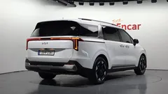 2024 Kia Carnival Diesel 9-Seater Signature — фото 2