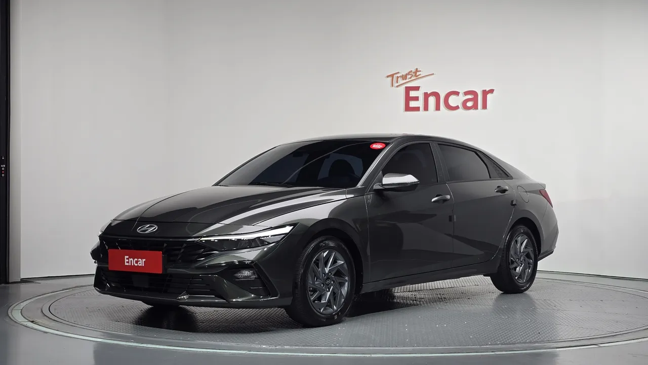 2024 Hyundai AVANTE Modern