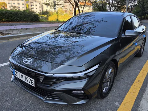 2024 Hyundai AVANTE Modern