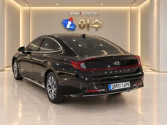 2022 Hyundai Sonata 2.0 — фото 4