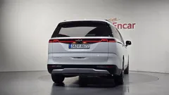 2023 Kia Carnival Gasoline 9-Seater Prestige — фото 4