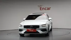 2023 Volvo S60 B5 Ultimate Bright — фото 3
