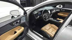 2023 Volvo S60 B5 Ultimate Bright — фото 10