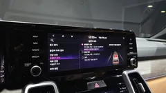 2023 Kia Sorento HEV 1.6 4WD — фото 17