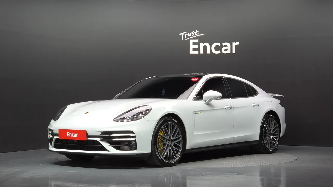 2023 Porsche Panamera 4.0 Turbo S E-Hybrid