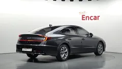 2023 Hyundai Sonata 2.0 — фото 2