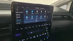 2023 Hyundai Staria Lounge 9-Seater — фото 15