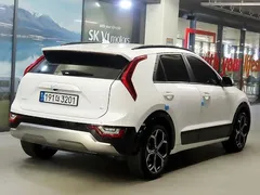 2022 Kia Niro Signature — фото 4
