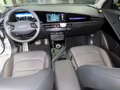 2022 Kia Niro Signature — фото 10