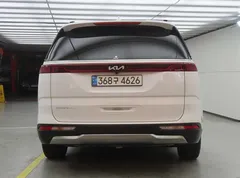 2023 Kia Carnival Diesel 9-Seater Signature — фото 3