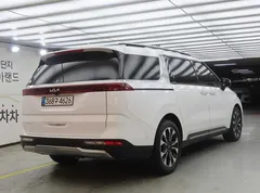 2023 Kia Carnival Diesel 9-Seater Signature — фото 4