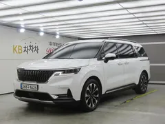 2023 Kia Carnival Diesel 9-Seater Signature — фото 13