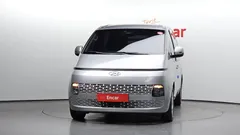 2022 Hyundai Staria Cargo 5-Seater — фото 3