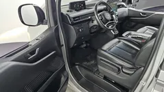 2022 Hyundai Staria Cargo 5-Seater — фото 10
