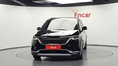 2022 Kia Carnival Diesel 9-Seater Prestige — фото 3