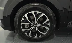 2022 Kia Carnival Diesel 9-Seater Prestige — фото 5