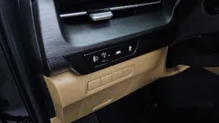 2022 Kia Carnival Diesel 9-Seater Prestige — фото 17