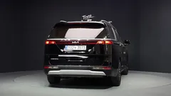 2023 Kia Carnival Diesel 9-Seater Prestige — фото 4